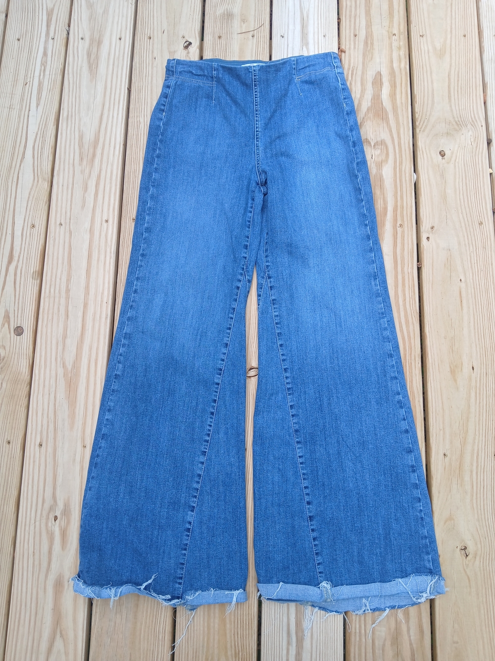 We The Free High-Rise Wide-Leg Jeans in Blue with Frayed Hem